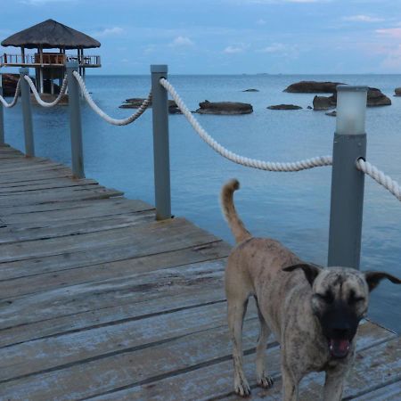 The Pier Phu Quoc Resort Exterior foto