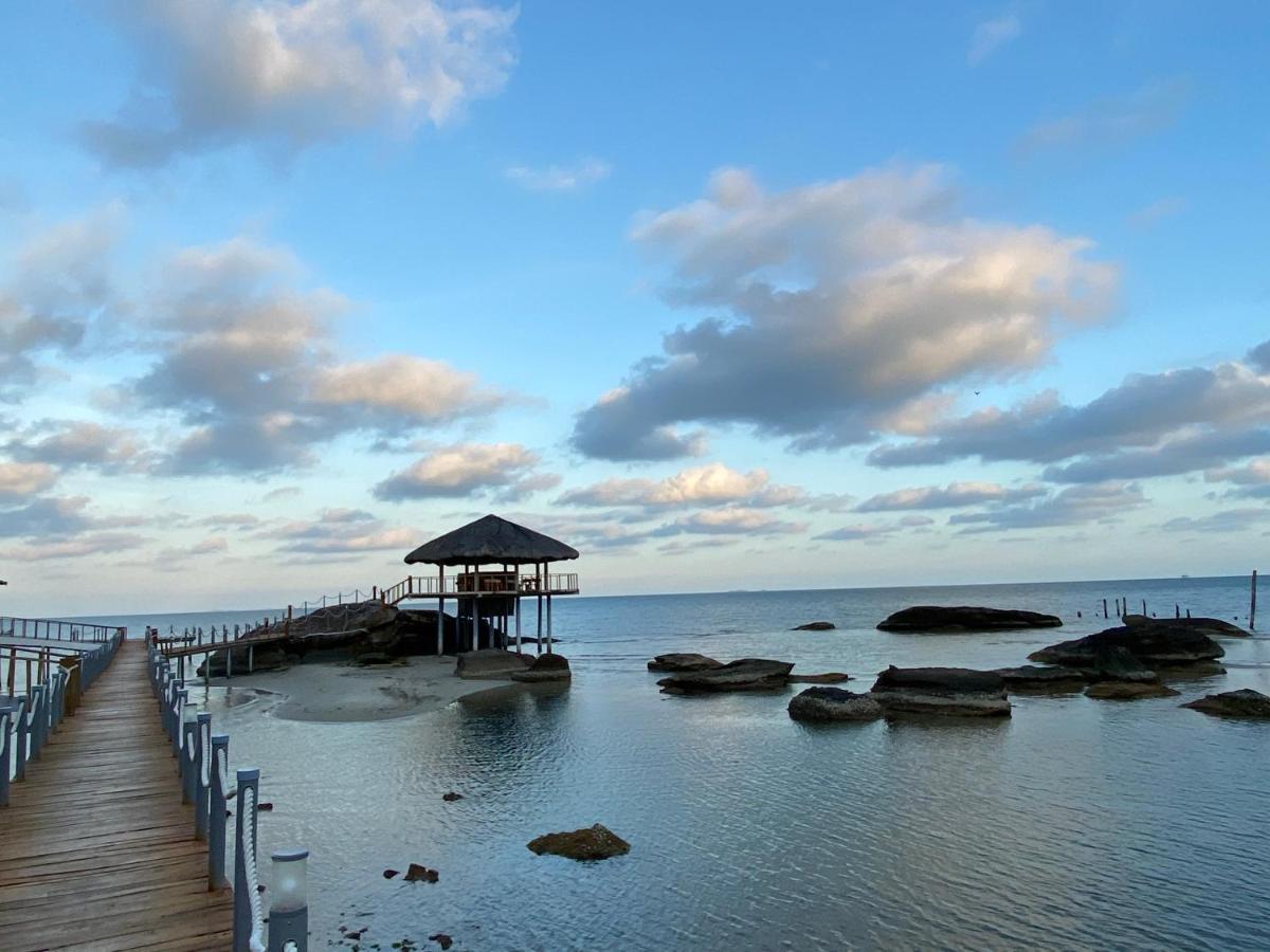 The Pier Phu Quoc Resort Exterior foto